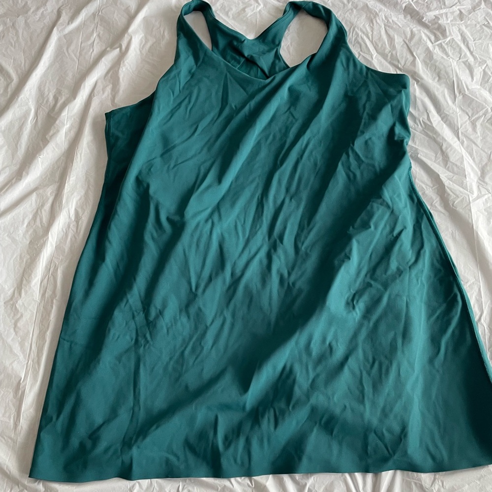 Spanx Get Moving V neck skort/dress size 2x